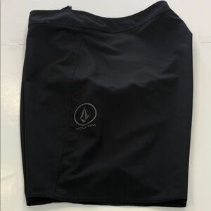 Volcom Black Swim Trunks – Men’s Size 38